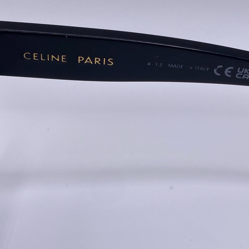 Celine Triomphe CL40204F Sunglasses 58-18-145 MISSING EMBLEM ON 1 ARM - Picture 5 of 5
